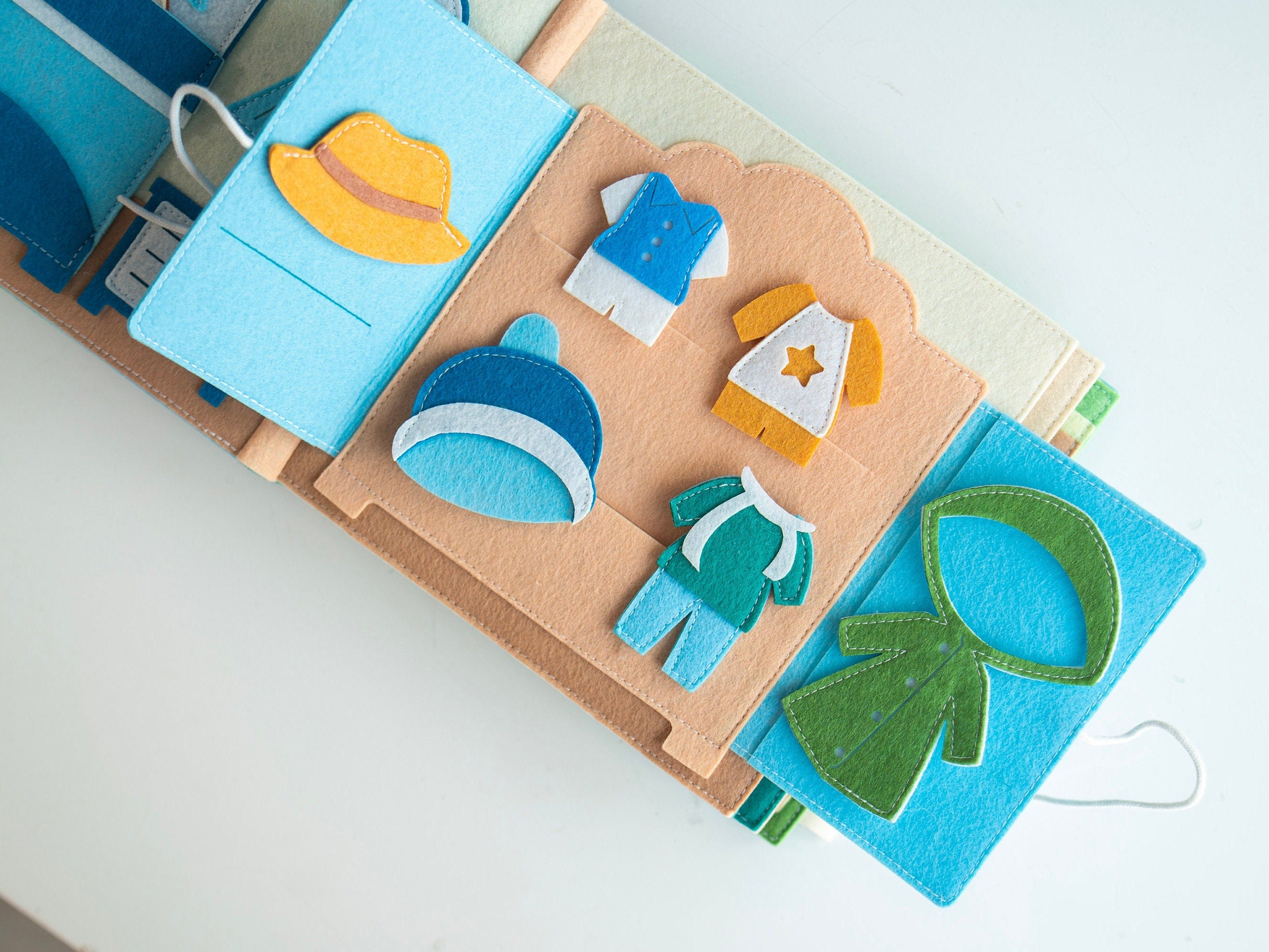 Felt House Quiet Book - Montessori Activity Book, Handmade