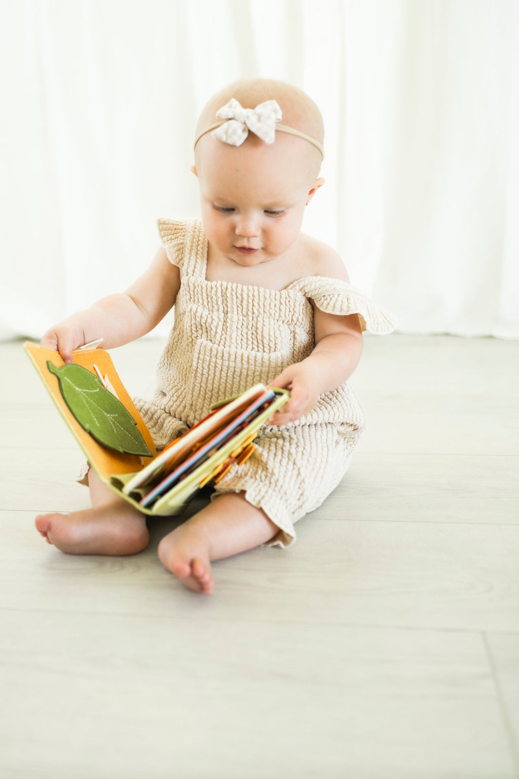 Activity Book,  Montessori Sensory Toy, Baby Book Gift, Quiet Book, Busy Toddler Book, fabric activity book, No loose pieces