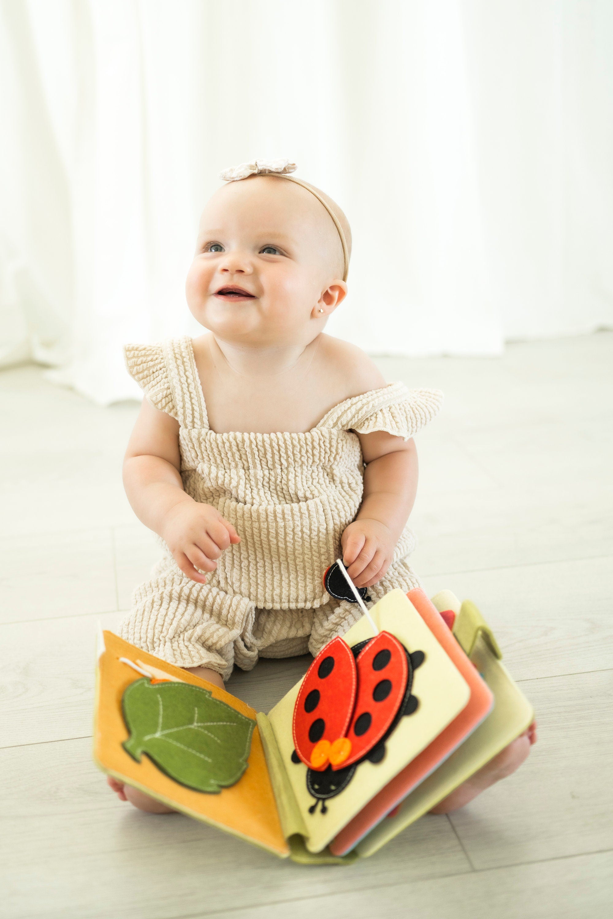 Activity Book,  Montessori Sensory Toy, Baby Book Gift, Quiet Book, Busy Toddler Book, fabric activity book, No loose pieces