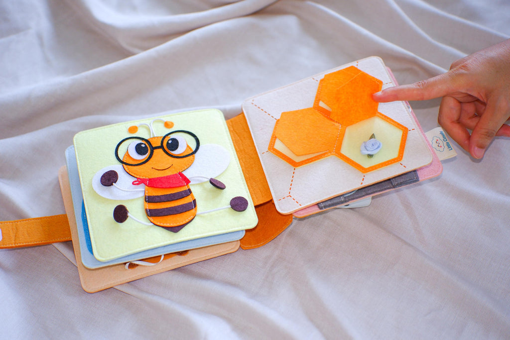 Personalized Activity Book, Felt Quiet Book, Montessori Activity Book, 1st Birthday Gift, Busy Book, Quiet book 1 year